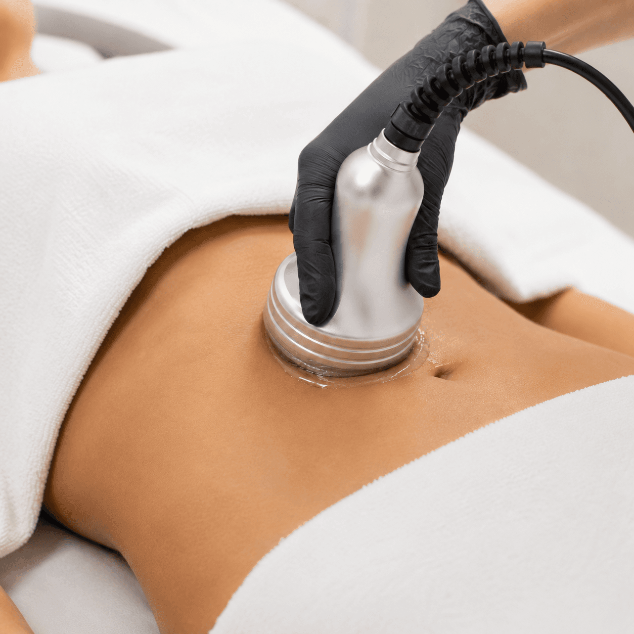 Ultrasonic cavitation fat reduction treatment at UR ALLURE